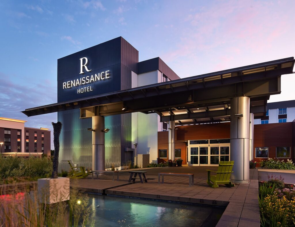 image of renaissance hotel