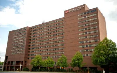 Crowne Plaza Suites MSP Airport - Mall of America