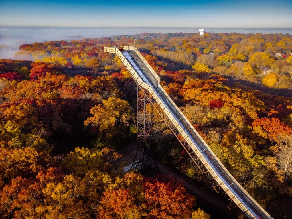 image of fall foliage at Hyland Ski Jump area